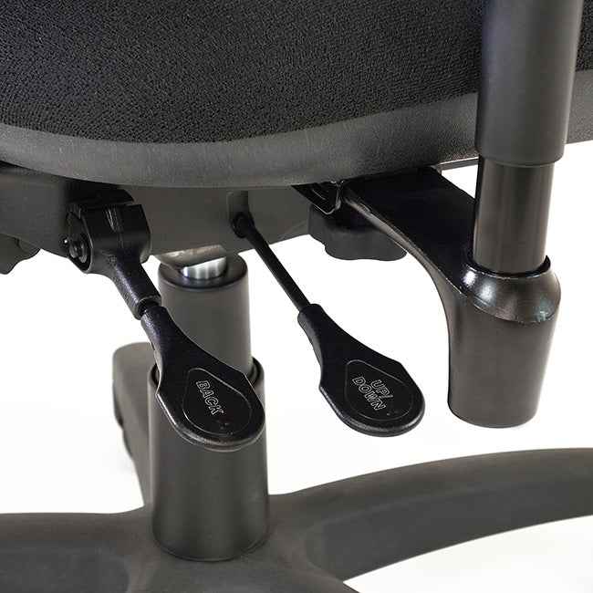 BodyBilt J3407 Chair